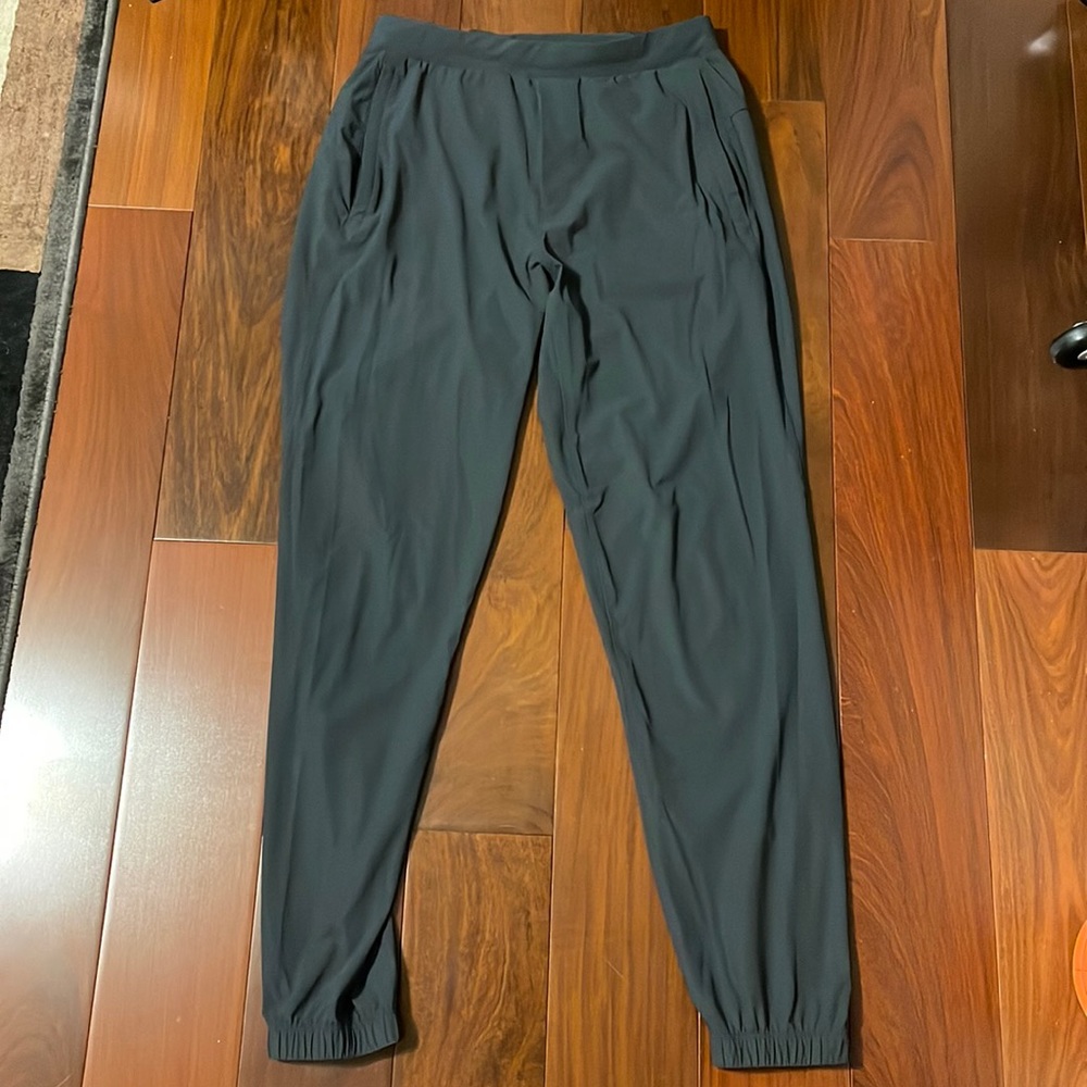 Lululemon surge joggers